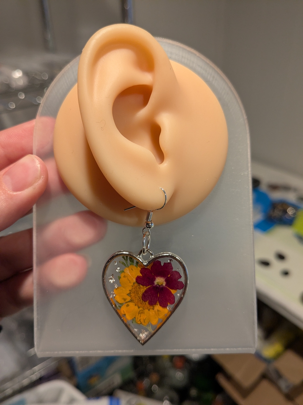 Large Heart Resin Flower Earring in Orange & Purple